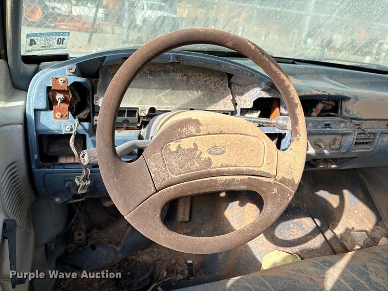 image for item EU7478 1994 Ford F350 Service Truck