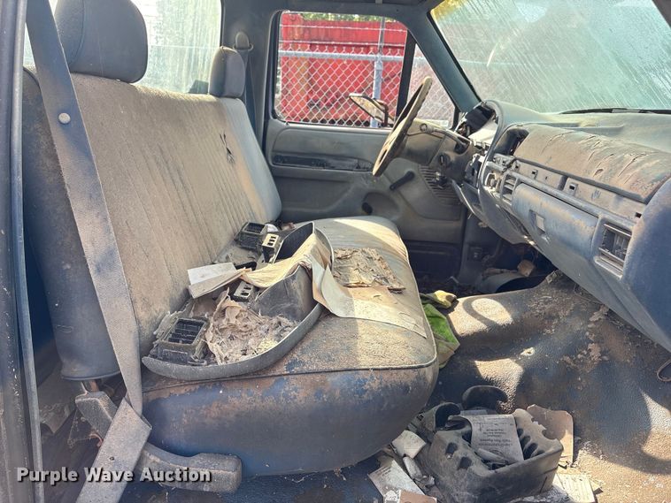 image for item EU7478 1994 Ford F350 Service Truck