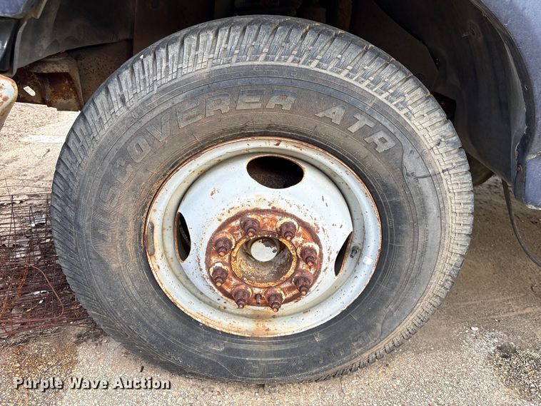 image for item EU7478 1994 Ford F350 Service Truck