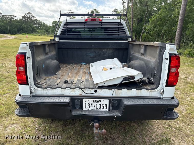 image for item EU7492 2019 Chevrolet Silverado 1500 Ext. Cab pickup truck