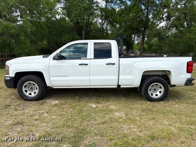 image for item EU7492 2019 Chevrolet Silverado 1500 Ext. Cab pickup truck