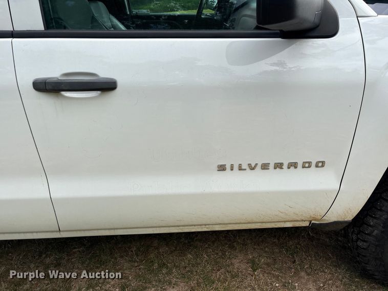 image for item EU7492 2019 Chevrolet Silverado 1500 Ext. Cab pickup truck