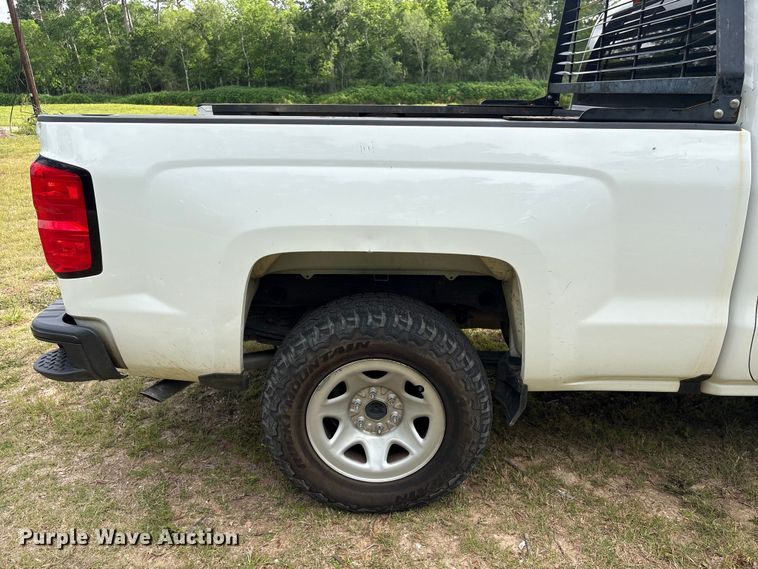 image for item EU7492 2019 Chevrolet Silverado 1500 Ext. Cab pickup truck