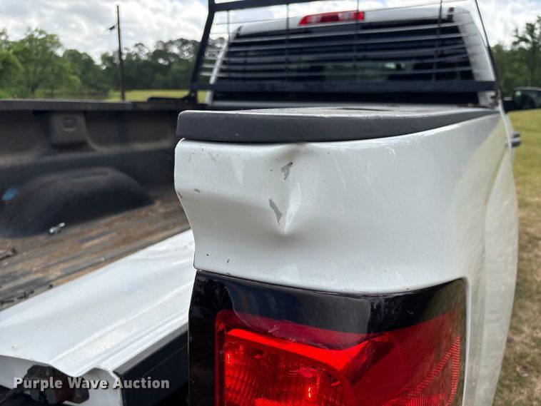 image for item EU7492 2019 Chevrolet Silverado 1500 Ext. Cab pickup truck