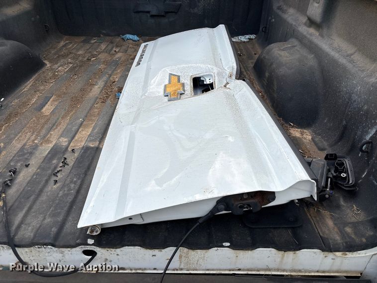 image for item EU7492 2019 Chevrolet Silverado 1500 Ext. Cab pickup truck