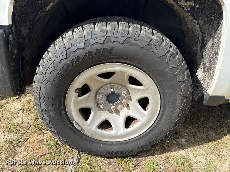 image for item EU7492 2019 Chevrolet Silverado 1500 Ext. Cab pickup truck