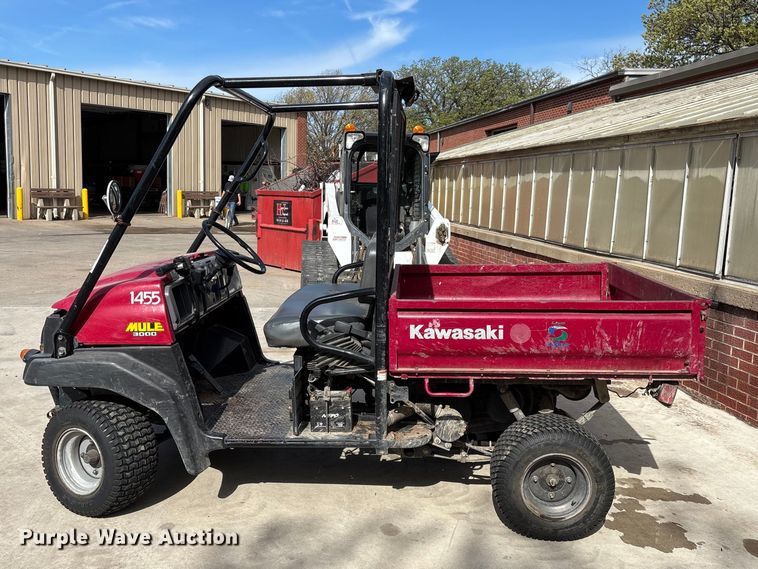 image for item EV2049 2004 Kawasaki Mule 3000 utility vehicle