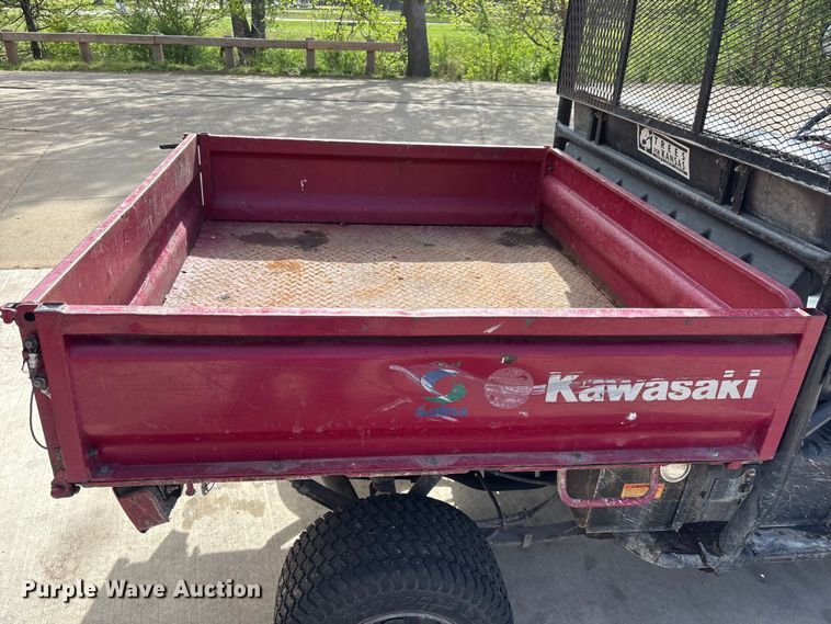 image for item EV2049 2004 Kawasaki Mule 3000 utility vehicle