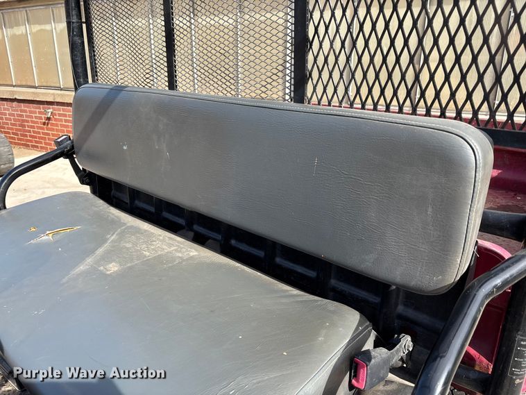 image for item EV2049 2004 Kawasaki Mule 3000 utility vehicle