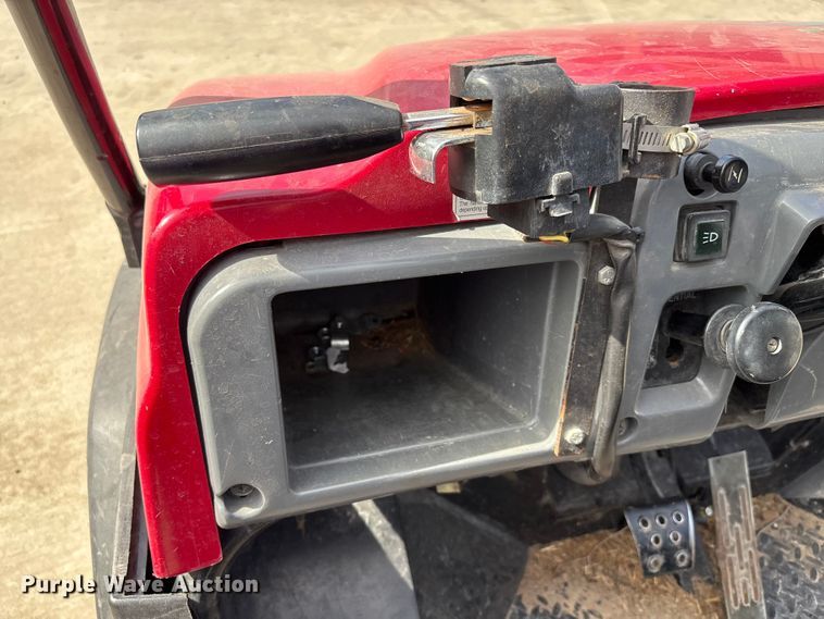 image for item EV2049 2004 Kawasaki Mule 3000 utility vehicle