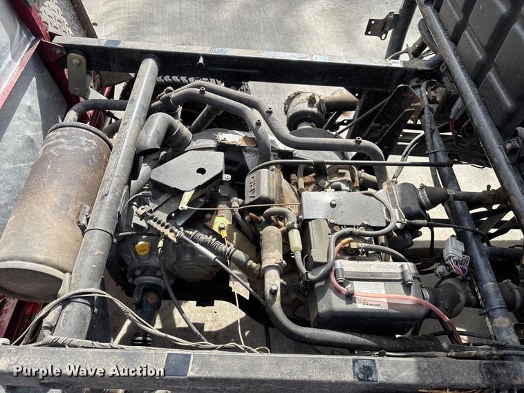 image for item EV2049 2004 Kawasaki Mule 3000 utility vehicle