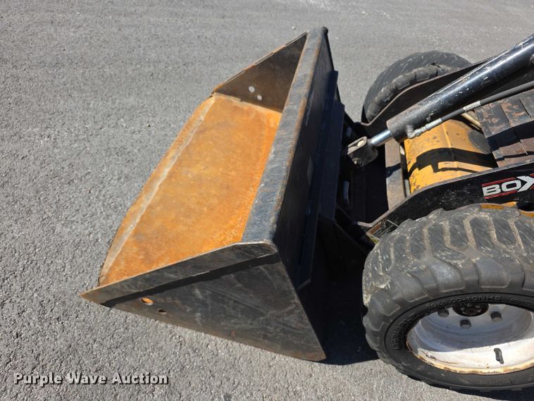 image for item EV2050 Boxer 427W compact utility loader