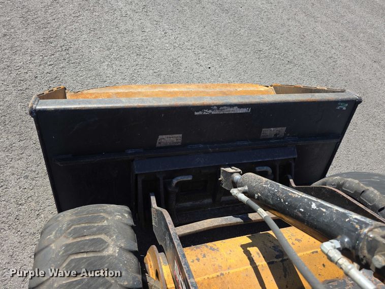 image for item EV2050 Boxer 427W compact utility loader