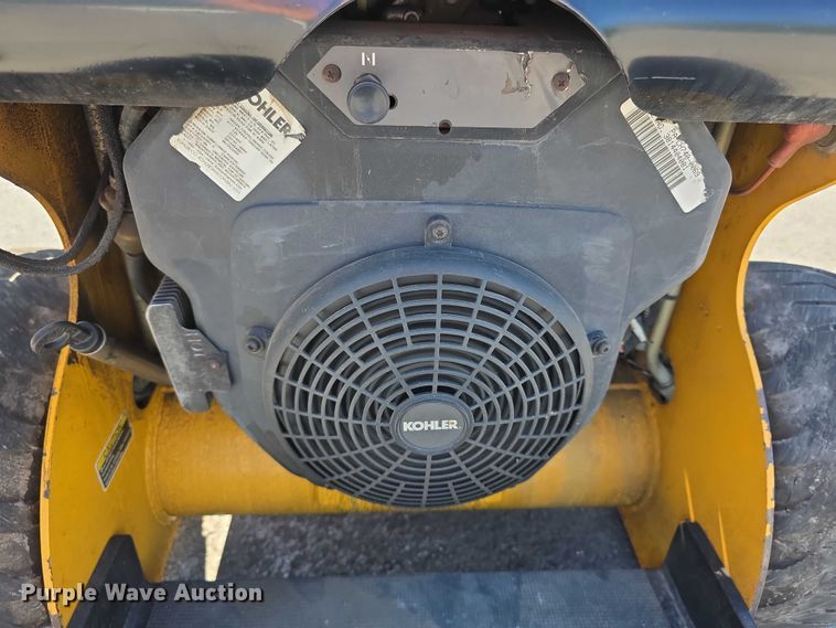 image for item EV2050 Boxer 427W compact utility loader