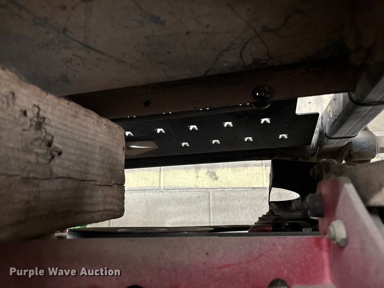 image for item EV2056 Lawn equipment