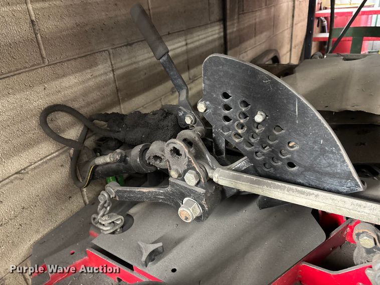image for item EV2056 Lawn equipment