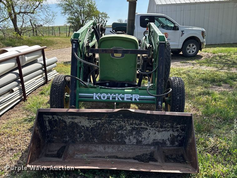 image for item EV2057 1969 John Deere 820 tractor