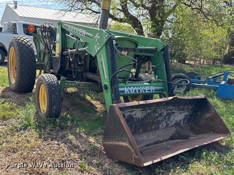 image for item EV2057 1969 John Deere 820 tractor