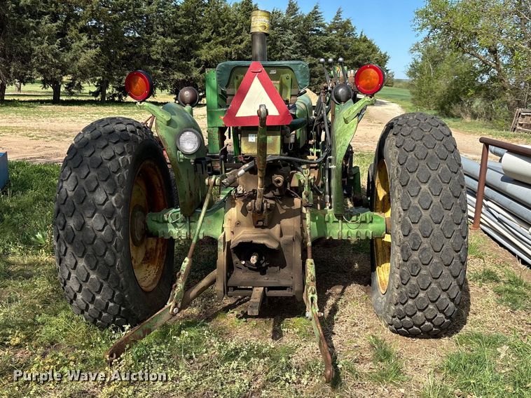 image for item EV2057 1969 John Deere 820 tractor