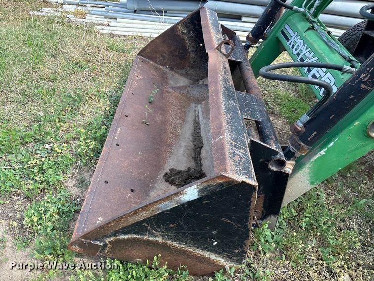 image for item EV2057 1969 John Deere 820 tractor