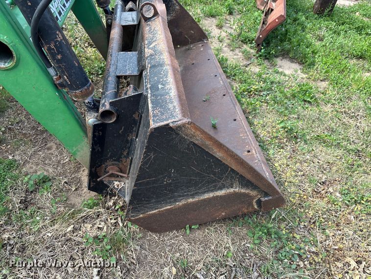 image for item EV2057 1969 John Deere 820 tractor