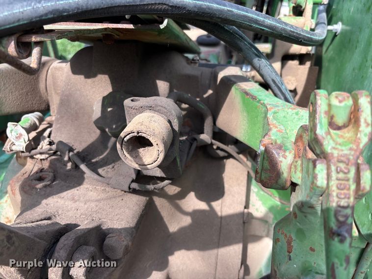 image for item EV2057 1969 John Deere 820 tractor