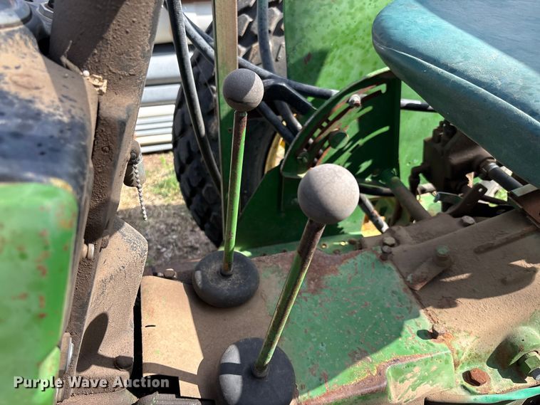 image for item EV2057 1969 John Deere 820 tractor