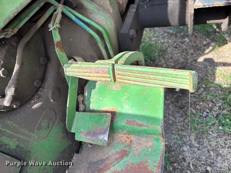 image for item EV2057 1969 John Deere 820 tractor
