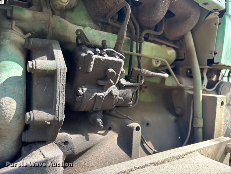 image for item EV2057 1969 John Deere 820 tractor