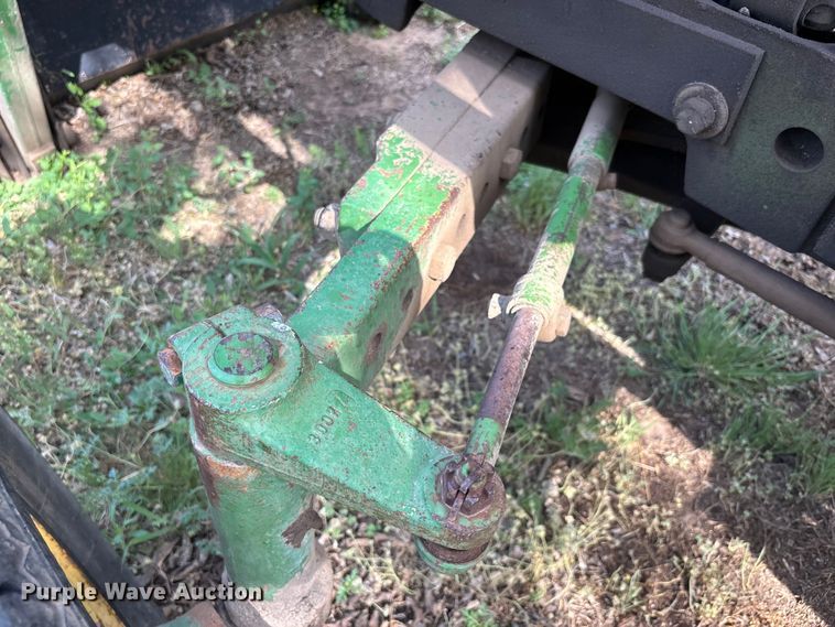 image for item EV2057 1969 John Deere 820 tractor