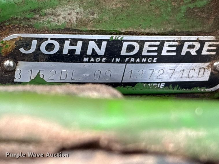 image for item EV2057 1969 John Deere 820 tractor