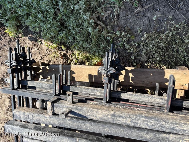 image for item EV2059 Shrubbery fencing