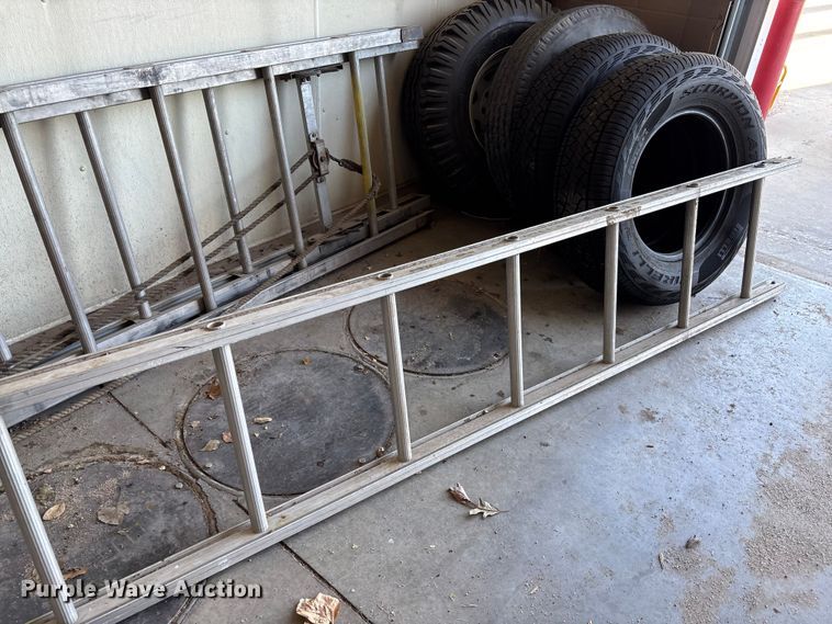 image for item EV2060 (4) fire ladders