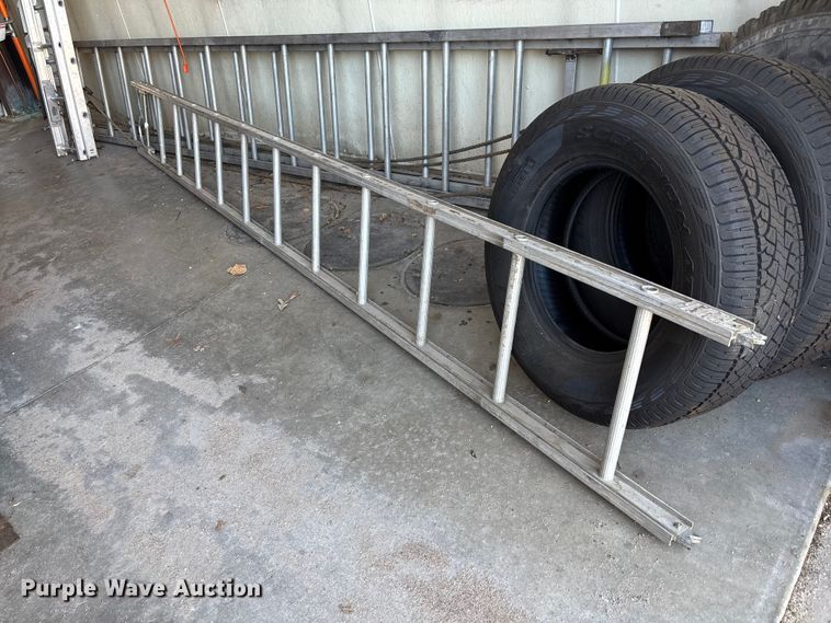 image for item EV2060 (4) fire ladders