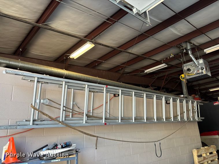 image for item EV2060 (4) fire ladders