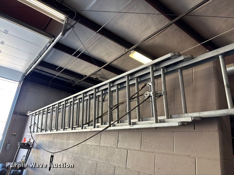 image for item EV2060 (4) fire ladders