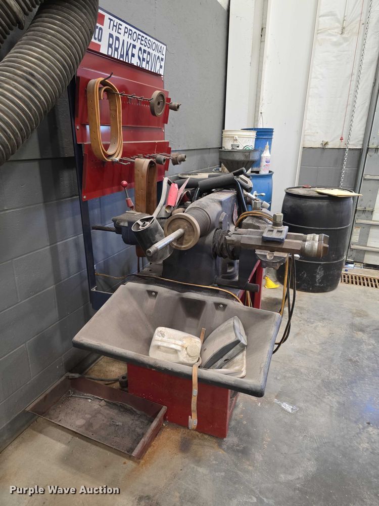 image for item EV2070 Ammco  brake lathe 