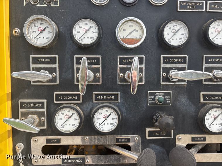 image for item EV2881 1990 Ford Cargo 8000 pumper fire truck