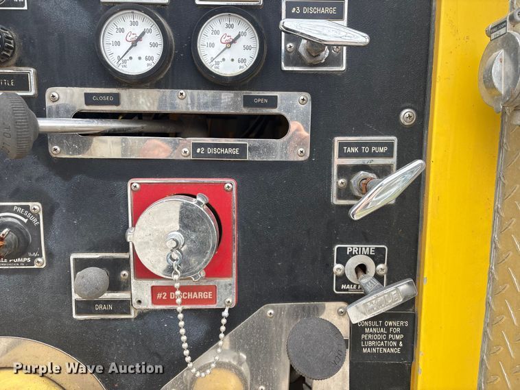 image for item EV2881 1990 Ford Cargo 8000 pumper fire truck