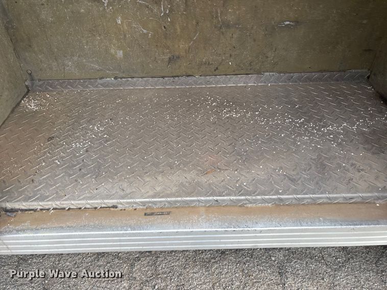 image for item EV2881 1990 Ford Cargo 8000 pumper fire truck