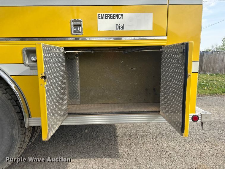 image for item EV2881 1990 Ford Cargo 8000 pumper fire truck