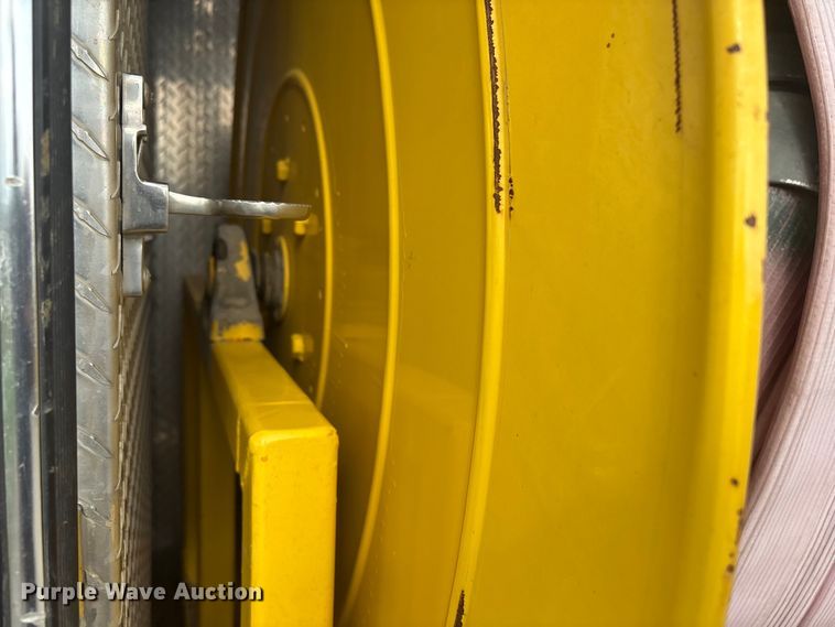 image for item EV2881 1990 Ford Cargo 8000 pumper fire truck