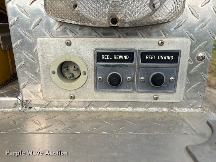 image for item EV2881 1990 Ford Cargo 8000 pumper fire truck