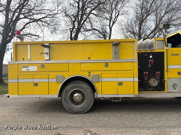 image for item EV2881 1990 Ford Cargo 8000 pumper fire truck
