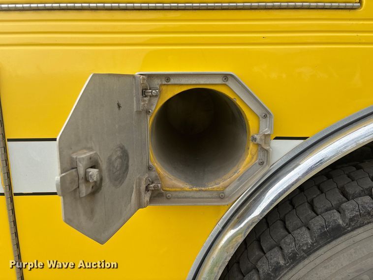 image for item EV2881 1990 Ford Cargo 8000 pumper fire truck