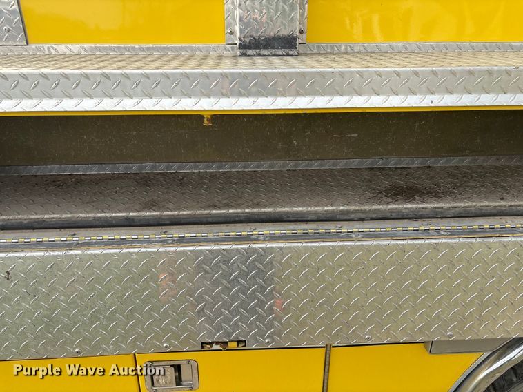 image for item EV2881 1990 Ford Cargo 8000 pumper fire truck