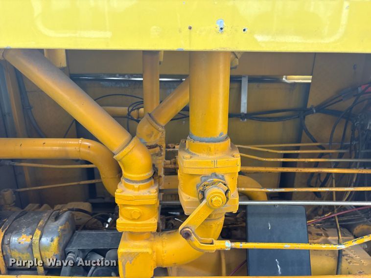 image for item EV2881 1990 Ford Cargo 8000 pumper fire truck