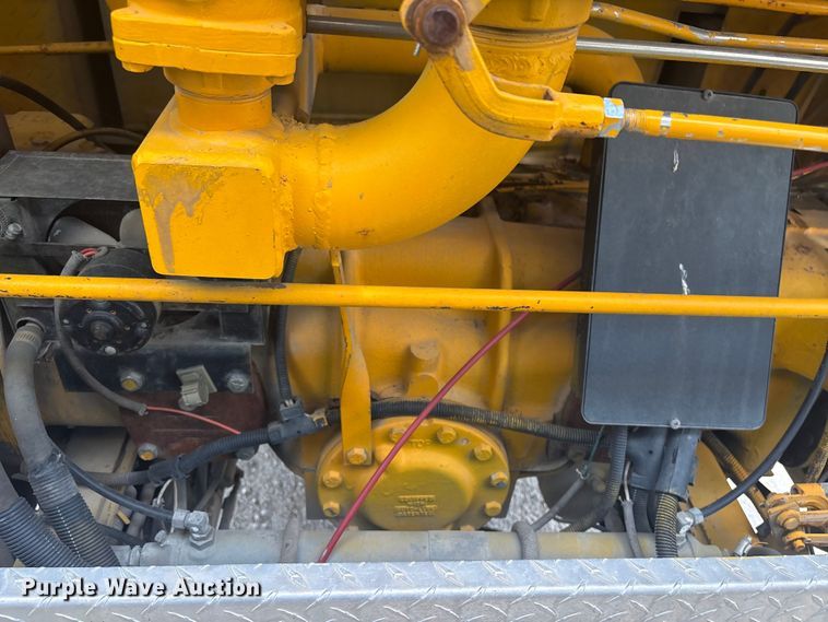 image for item EV2881 1990 Ford Cargo 8000 pumper fire truck