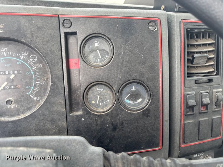 image for item EV2881 1990 Ford Cargo 8000 pumper fire truck