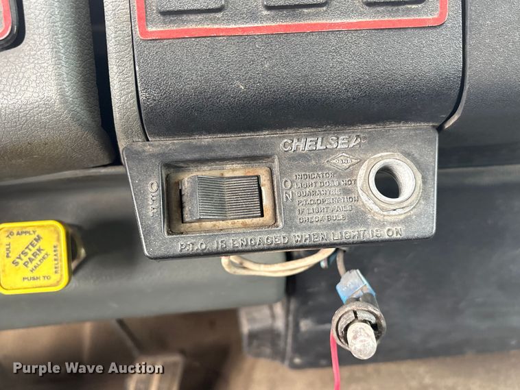 image for item EV2881 1990 Ford Cargo 8000 pumper fire truck